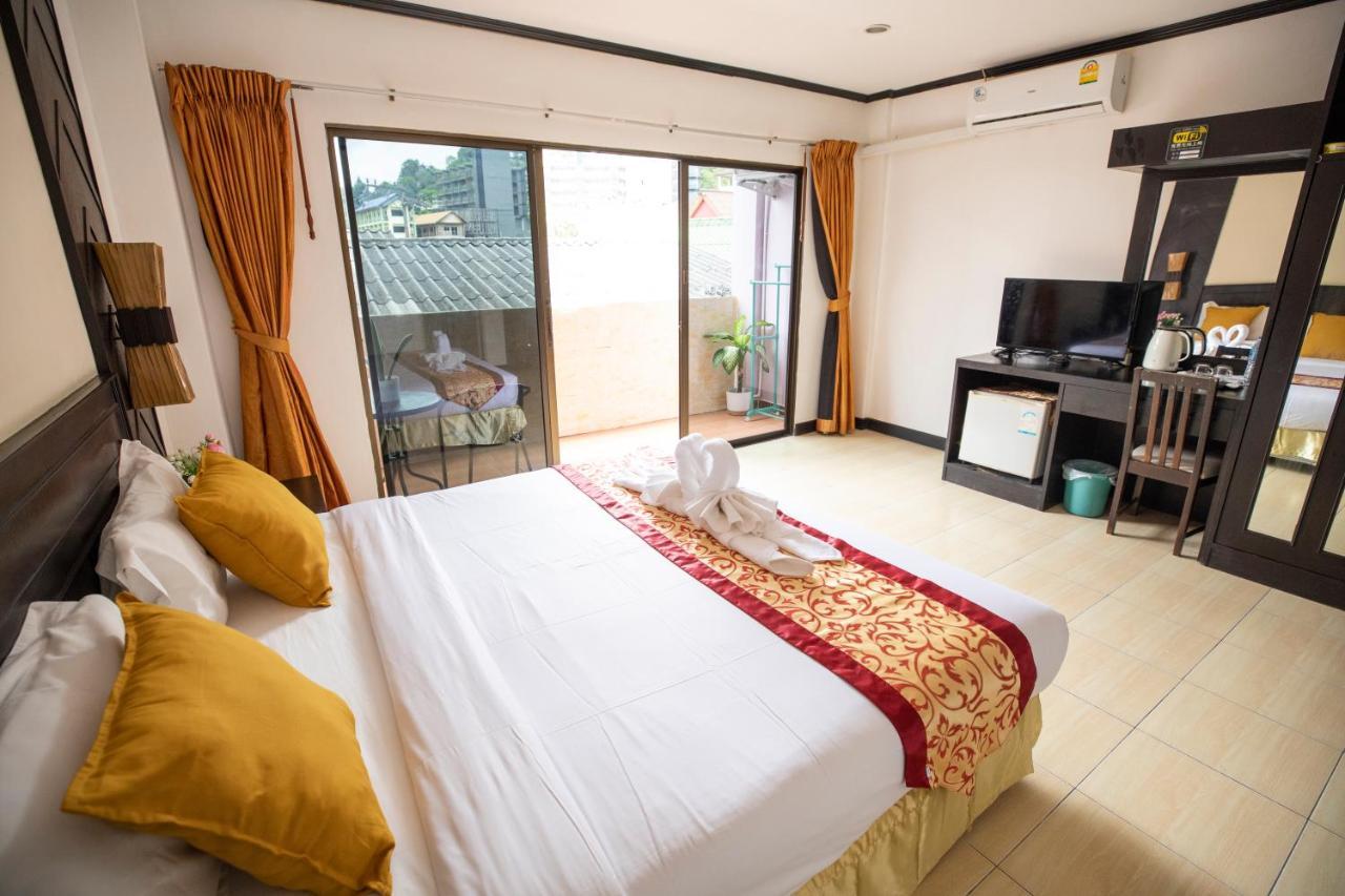 Lily Holiday 百合假日 Patong Экстерьер фото
